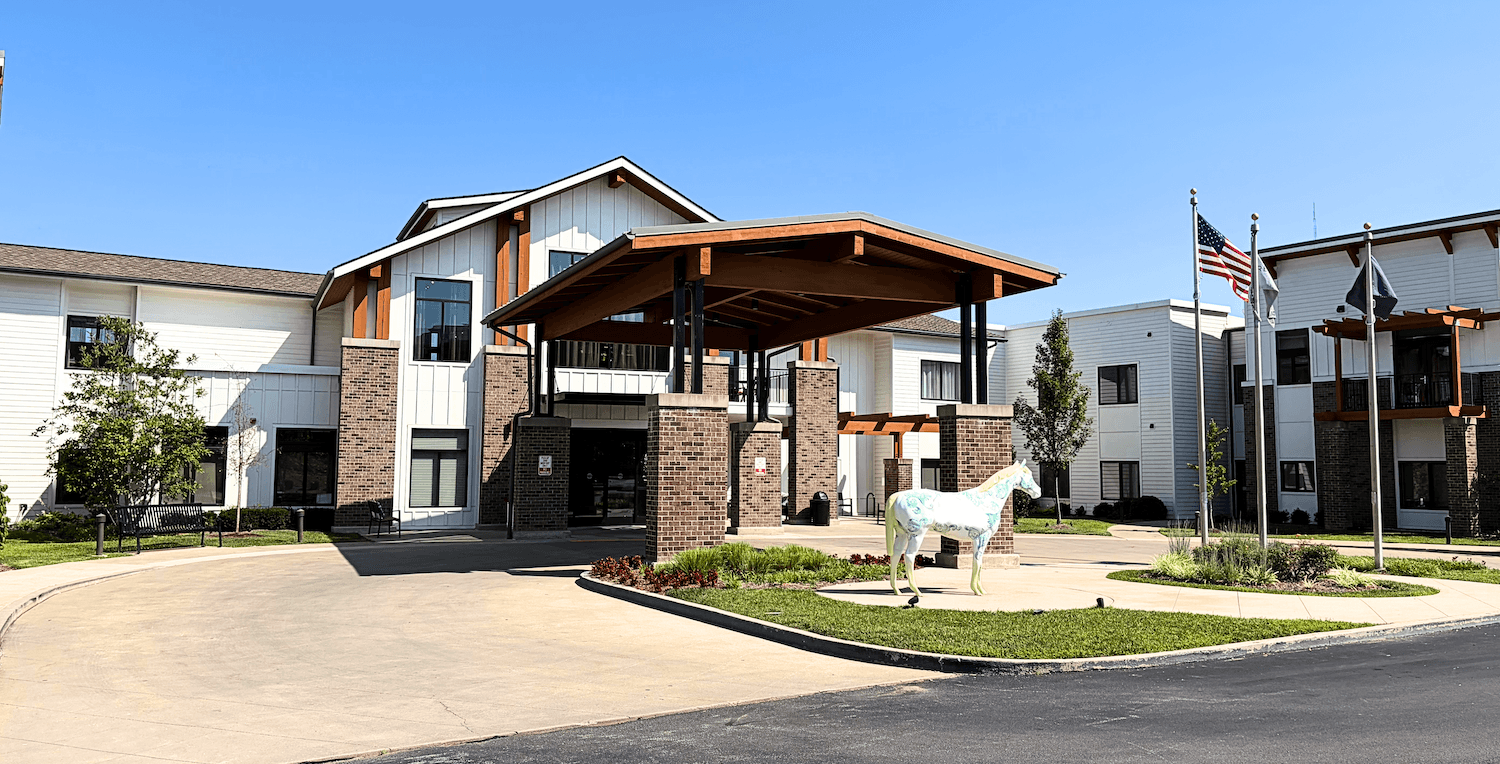 An exterior photo of Cedarhurst Senior Living of Hamburg, a new senior living community serving assisted living and memory care for families in the Lexington, KY area