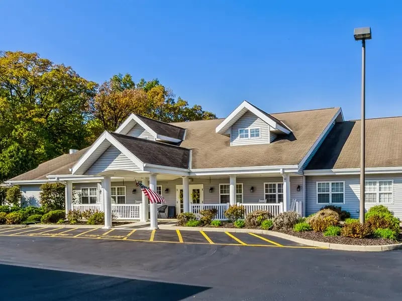 An inviting view of the Cedar Creek of Fort Wayne senior living community from the outside
