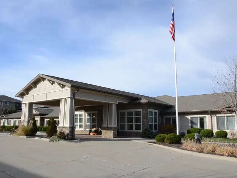 An inviting view of the Cedar Creek of High Plains senior living community from the outside