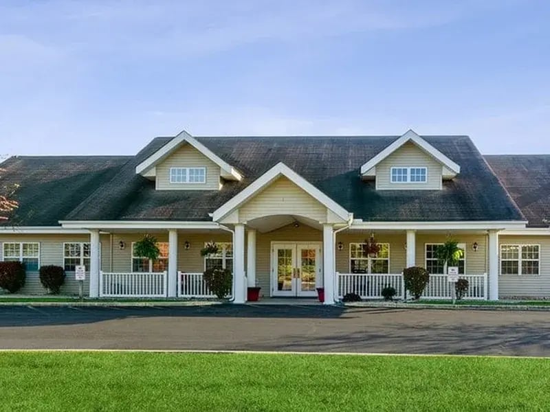 The welcoming front exterior of Cedar Creek of Marion senior living community