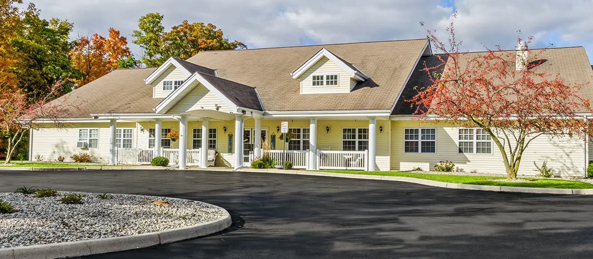 An inviting view of the Cedar Creek of Muncie senior living community from the outside
