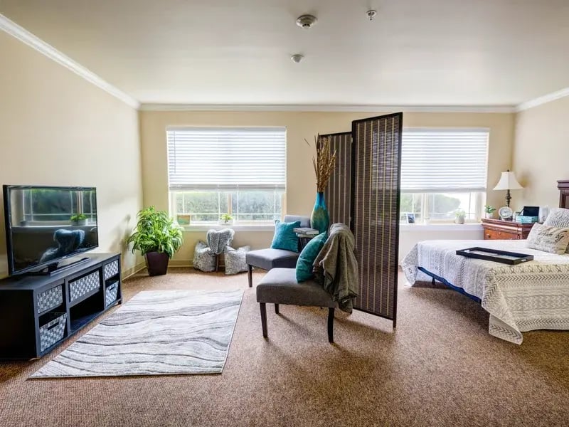 Cedar Creek of Prairie Meadows - Apartment Living Room