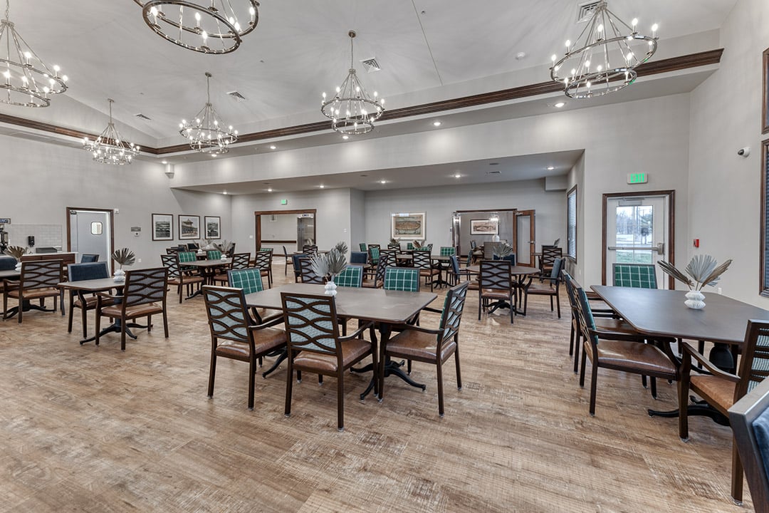 Cedarhurst of Arnold - Dining Room