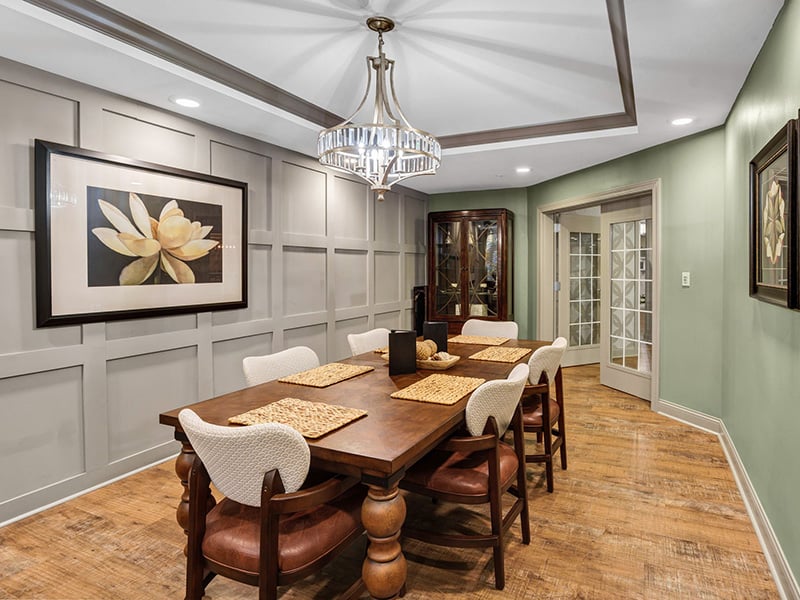 Private dining room at Cedarhurst of Beaumont, offering an intimate space for residents to celebrate