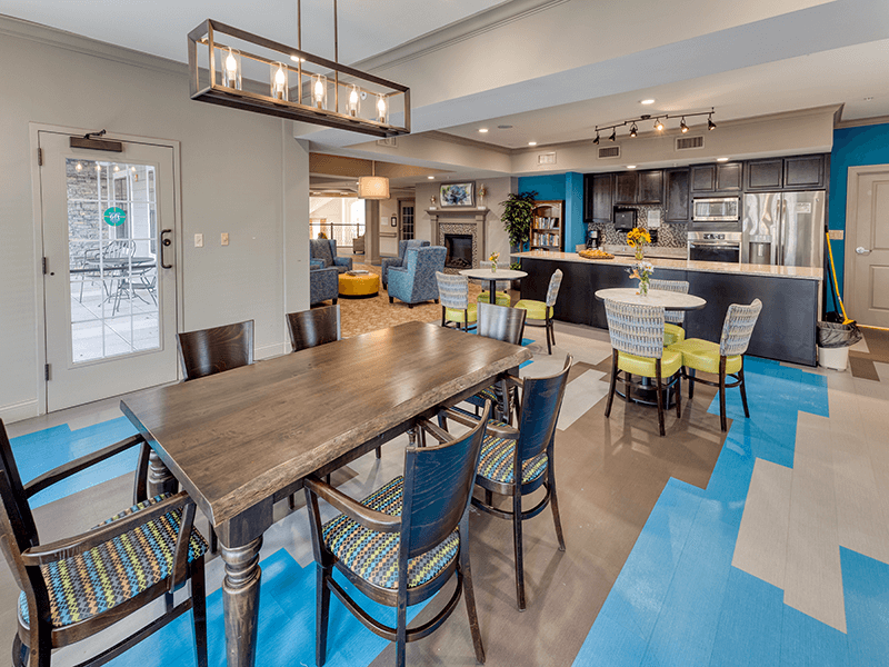 Another elegant dining space at Cedarhurst of Beaumont, offering comfortable, accessible seating for resident meals.