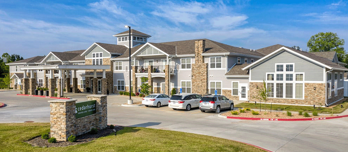 The welcoming front exterior of Cedarhurst of Blue Springs senior living community.