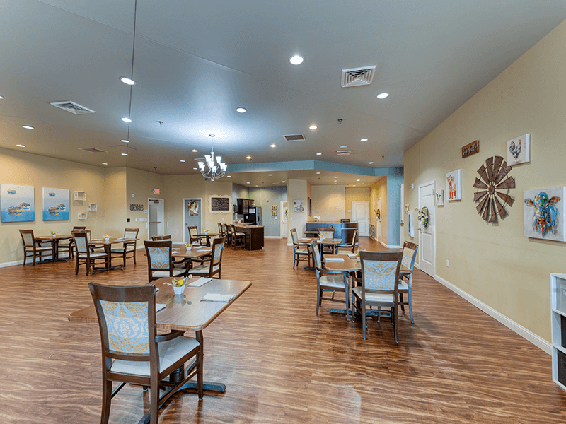 The spacious and inviting dining area at Cedarhurst of Breese, offering comfortable seating for residents.