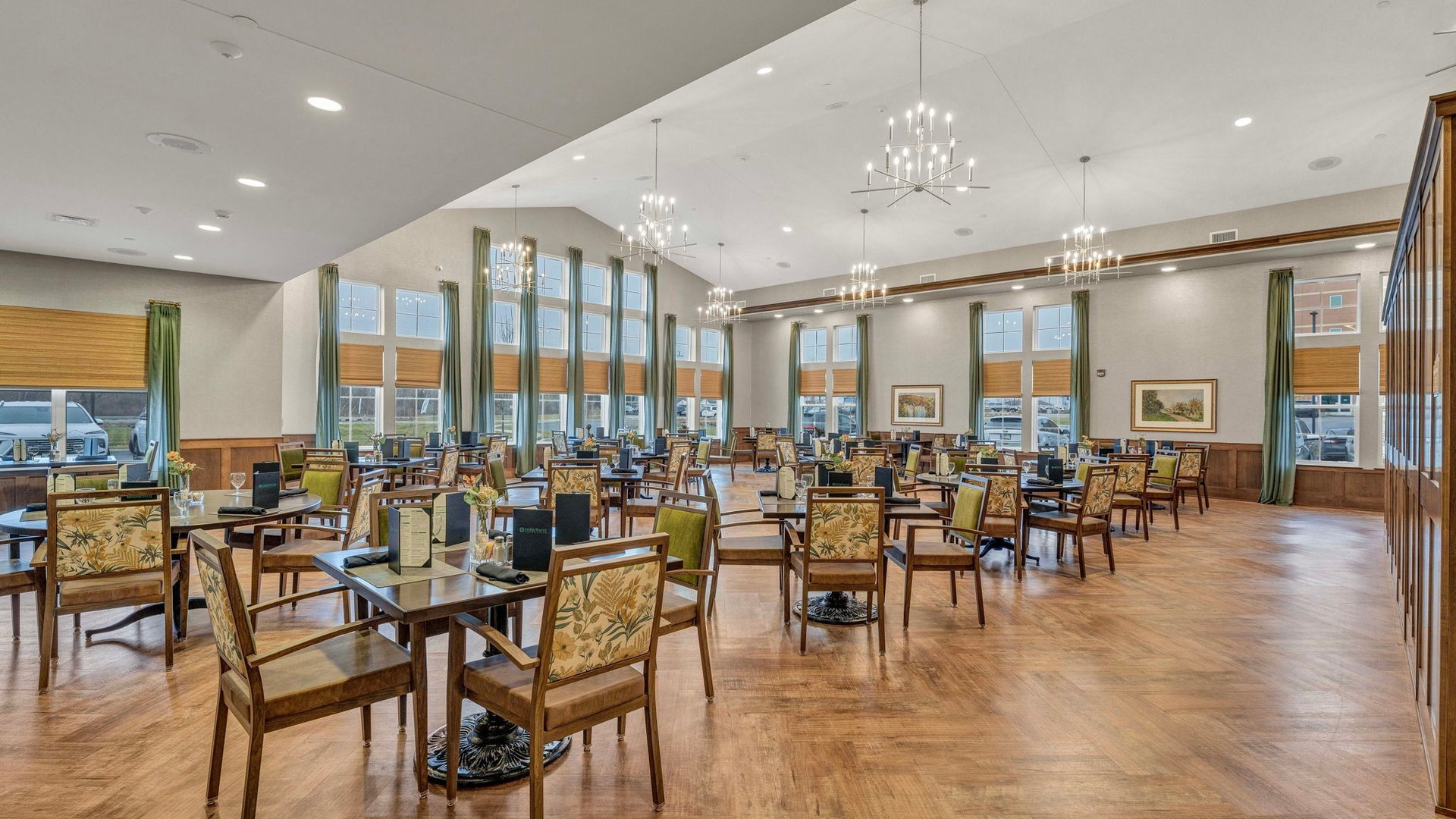 Cedarhurst of Crown Point - Dining Room