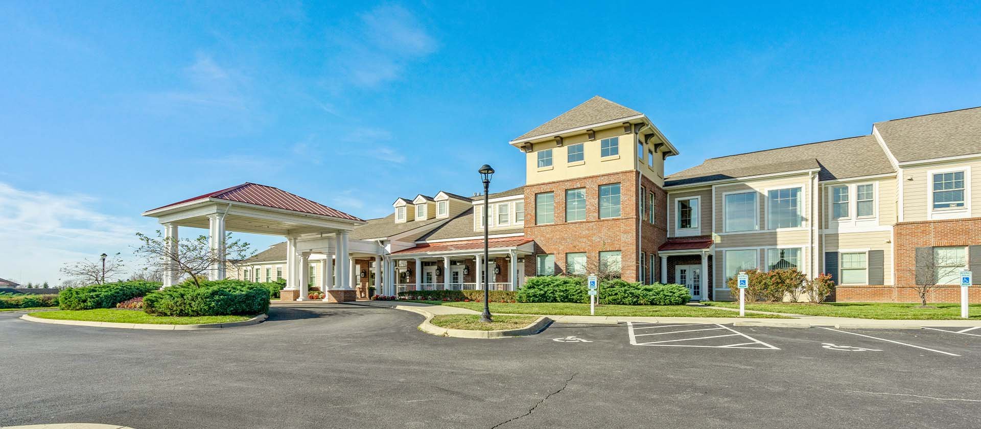 An inviting view of the Cedarhurst of East Louisville senior living community from the outside