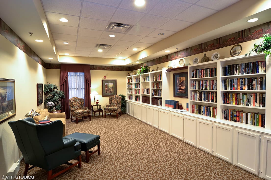 Cedarhurst of Edison Lakes - Library