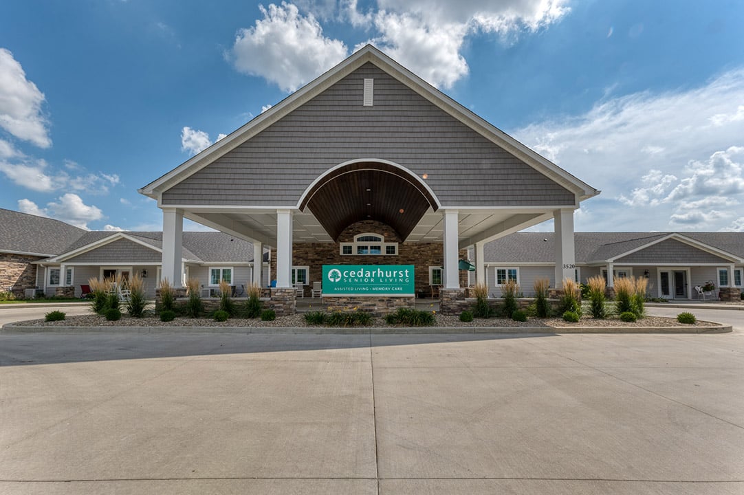 Cedarhurst of Highland - Exterior