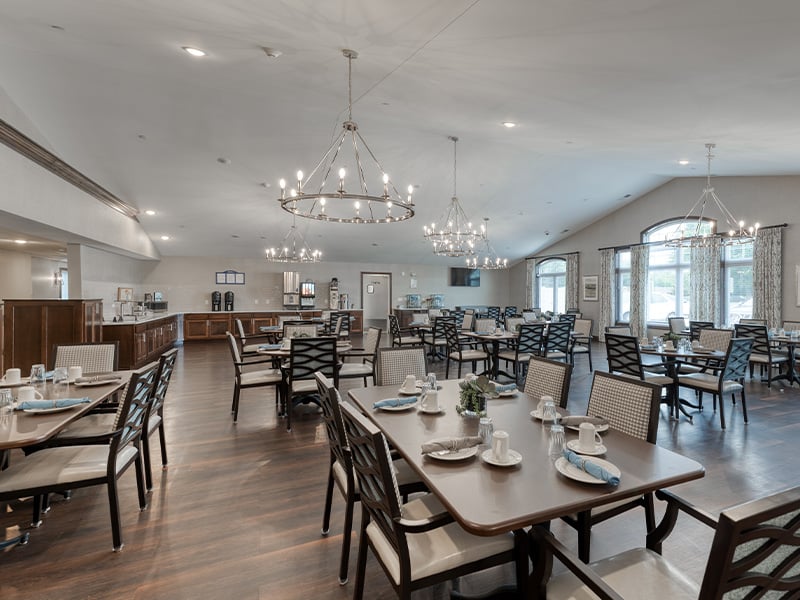 A community dining room at Cedarhurst of Lebanon, providing convenient all-day dining for residents.