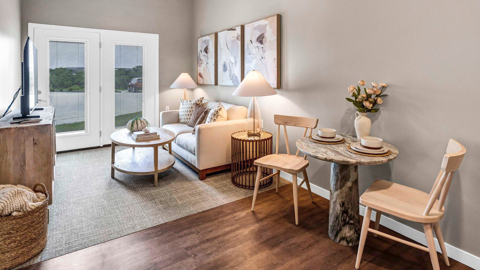 Senior-friendly apartment living room at Cedarhurst of Lincoln, offering comfortable and accessible design for residents