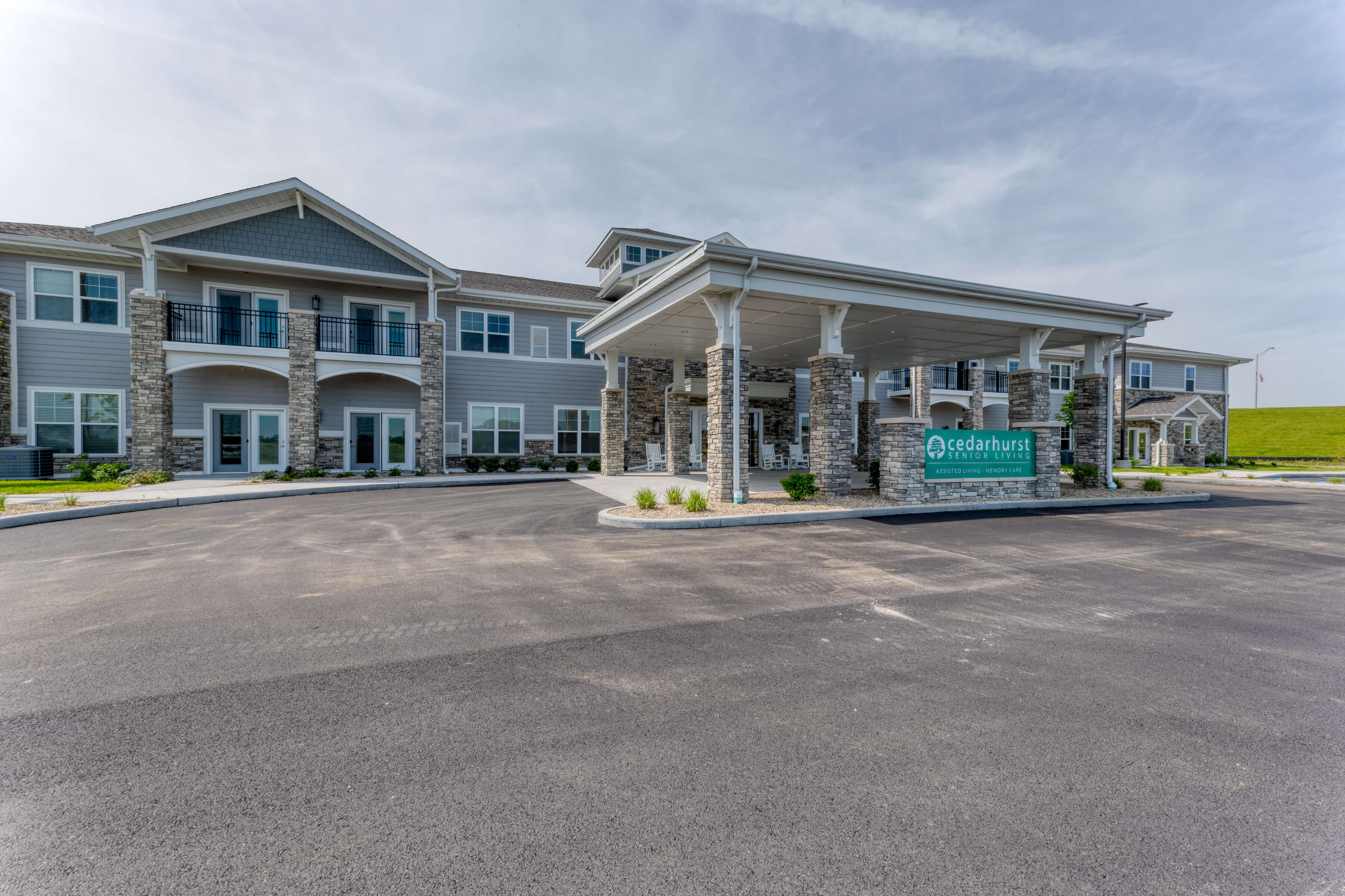 Cedarhurst of McHenry -- Exterior HiRes