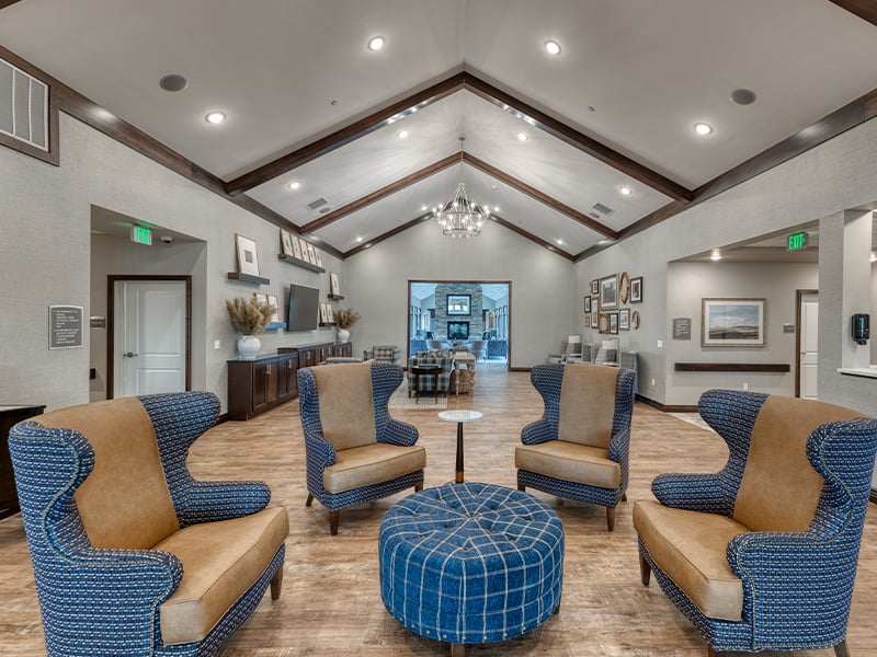 The bright and accessible main lobby at Cedarhurst of Owensboro, offering a warm first impression to the senior living community.