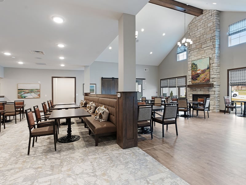 A community dining room at Cedarhurst of Salina, providing convenient all-day dining for residents