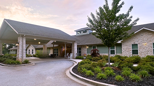 The front exterior of Cedarhurst of Spartanburg, a community that marks Cedarhurst's expansion into South Carolina