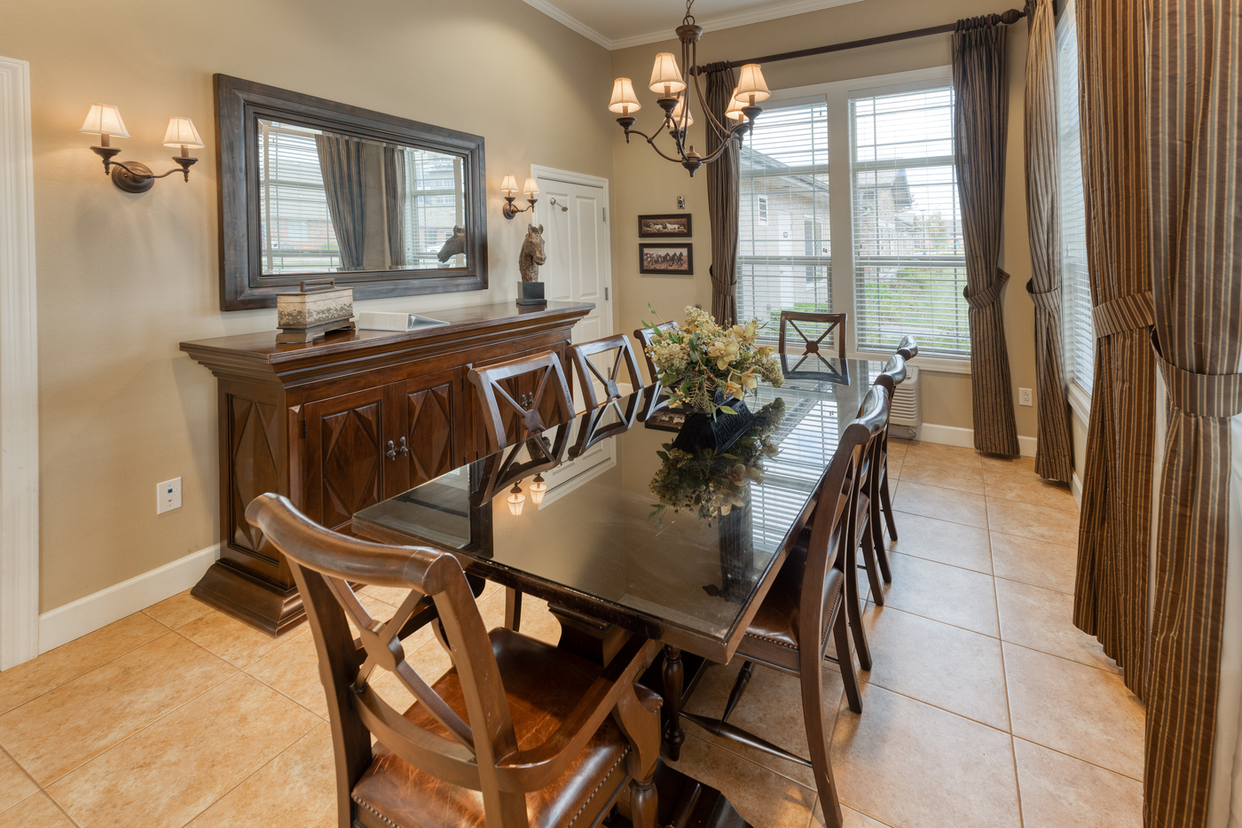 Cedarhurst of Springfield MO - Private Dining - HiRes
