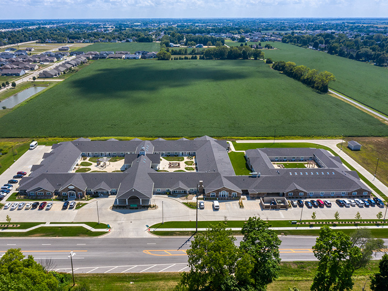 Aerial view of the entire Cedarhurst of Springfield, IL senior living community building and grounds