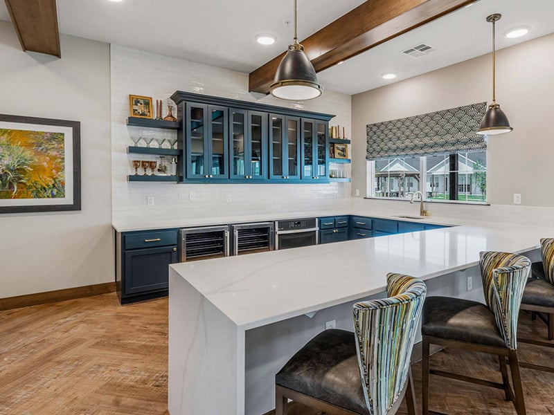 The inviting on-site bistro at Cedarhurst of Wichita, offering a senior-friendly spot for coffee and socializing for residents