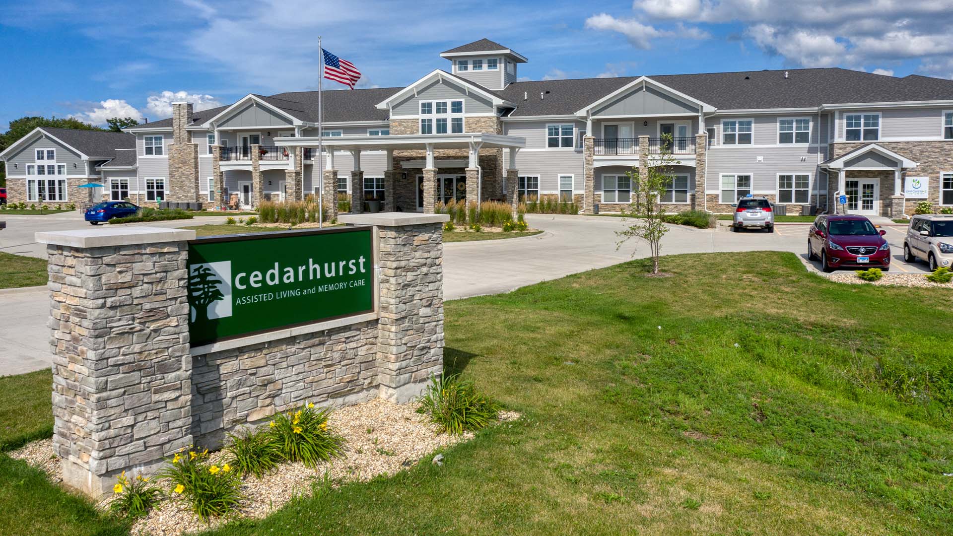 The welcoming front exterior of Cedarhurst of Yorkville senior living community