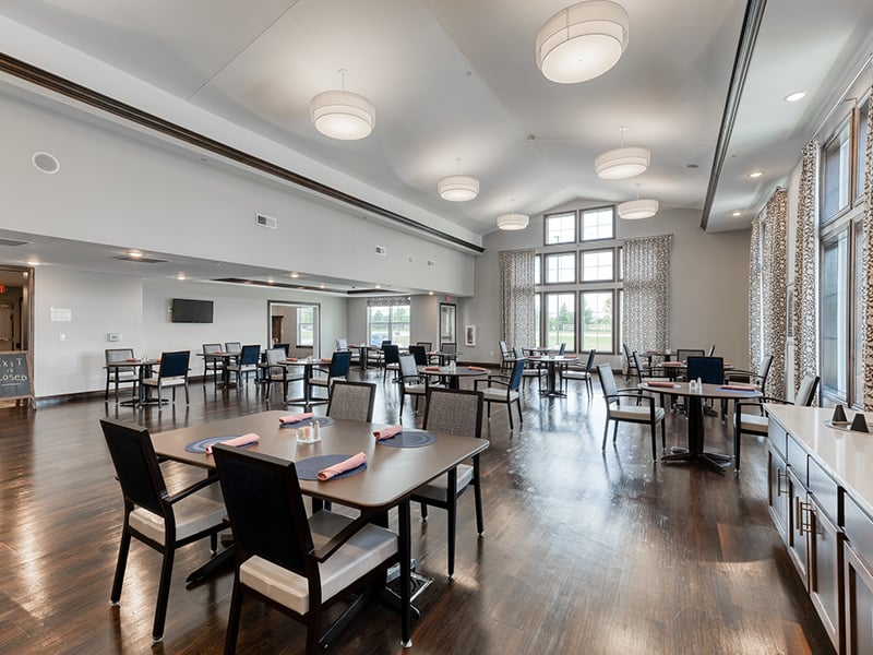 A community dining room at Cedarhurst of Yorkville, providing convenient all-day dining for residents