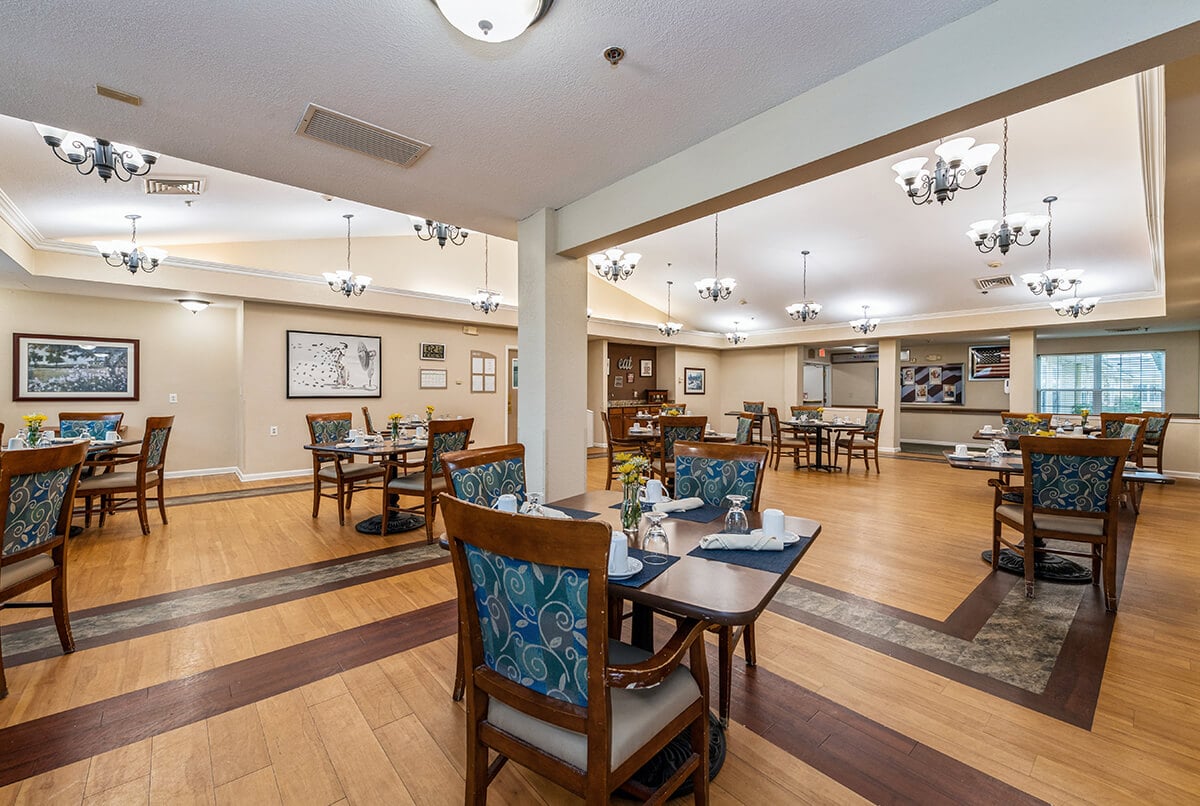 7_DiningRoom_Cedar Creek of Franklin