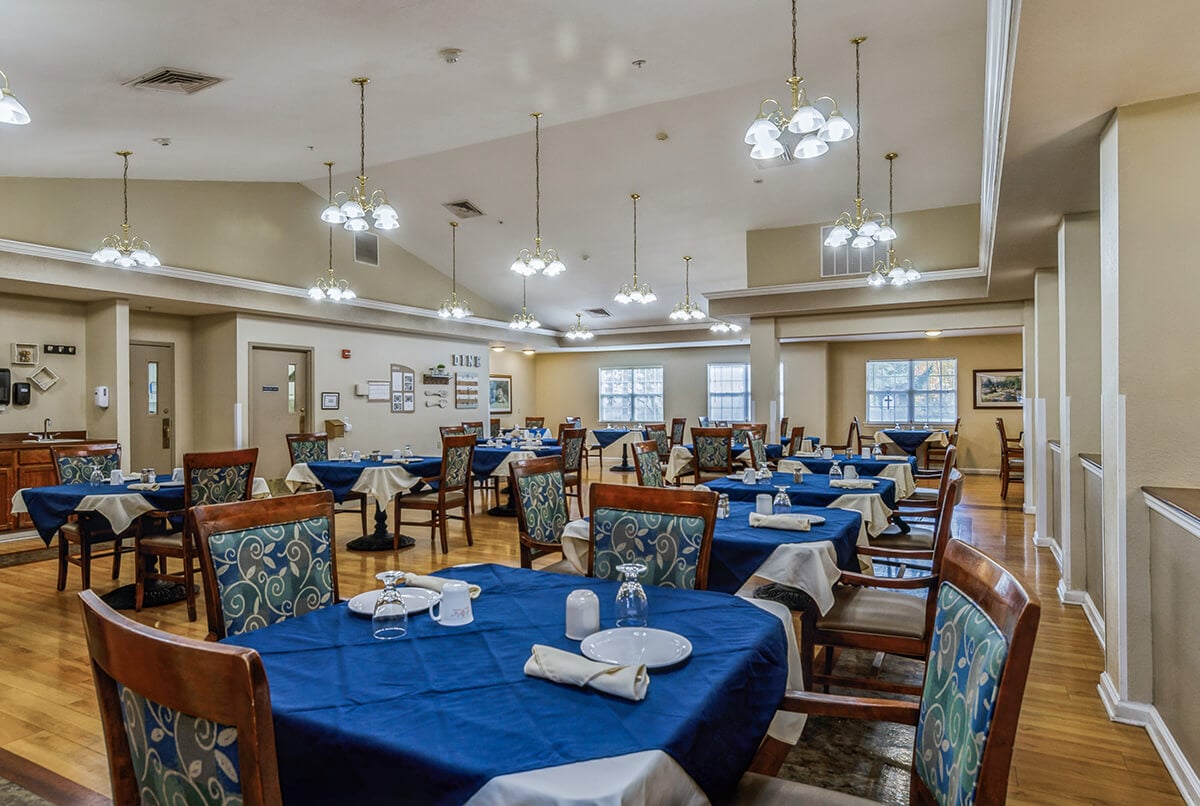 7_DiningRoom_Cedar Creek of Muncie