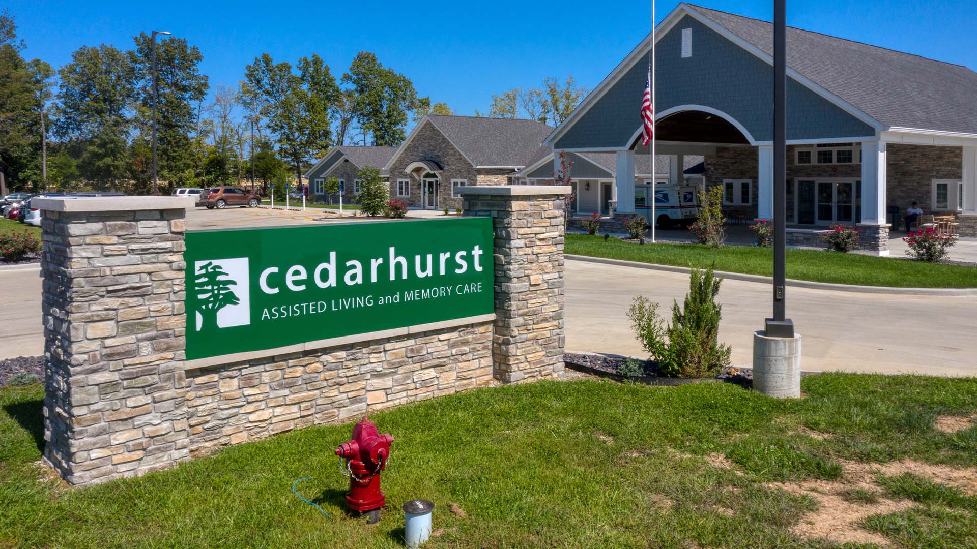 The welcoming front exterior of Cedarhurst of Lebanon senior living community.