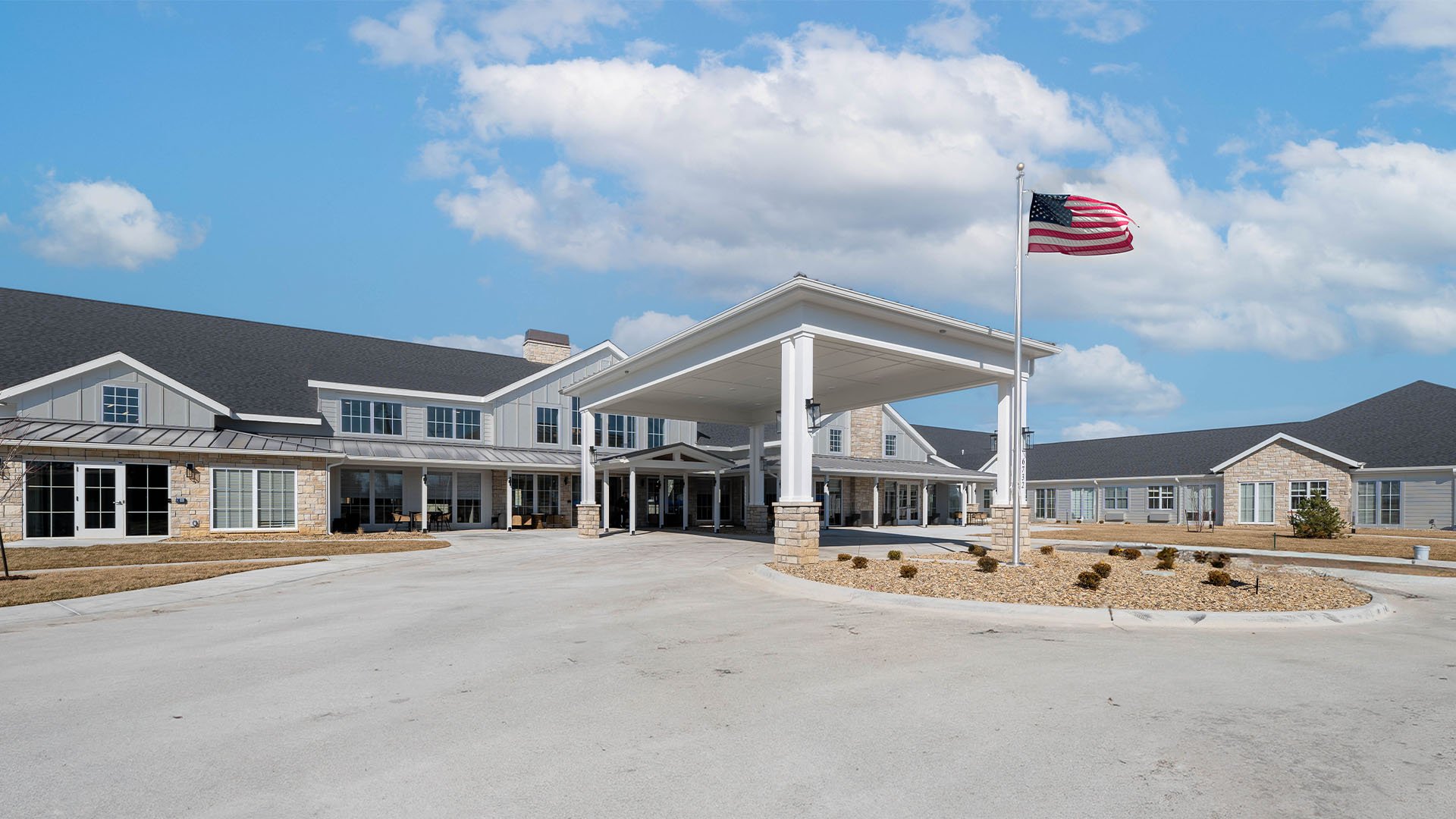 The welcoming front exterior of Cedarhurst of Salina senior living community